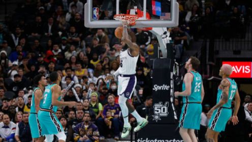 冰壶世锦赛:中国女队爆冷击败瑞典